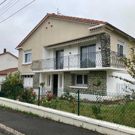 -Comme A La Maison- Jardin, Veranda, Ideal Familles Et Business Niort Exteriör bild